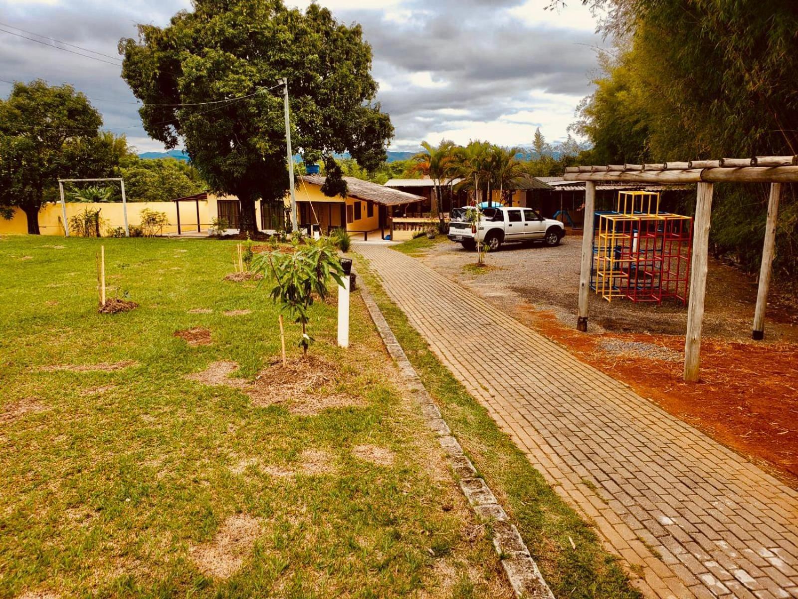 Chacara Charmosa Com Piscina, Campo De Futebol Guaratinguetá Exterior foto